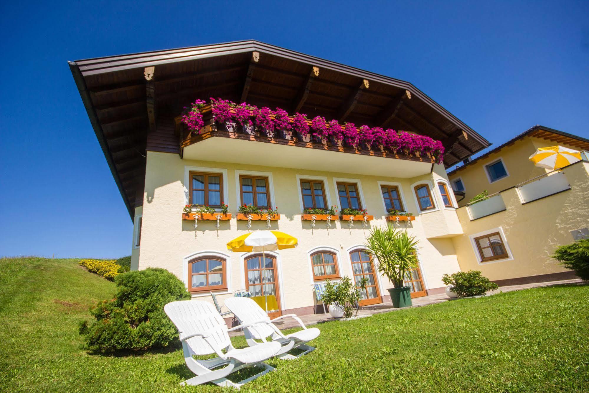 Gaestehaus Stabauer Mondsee Luaran gambar