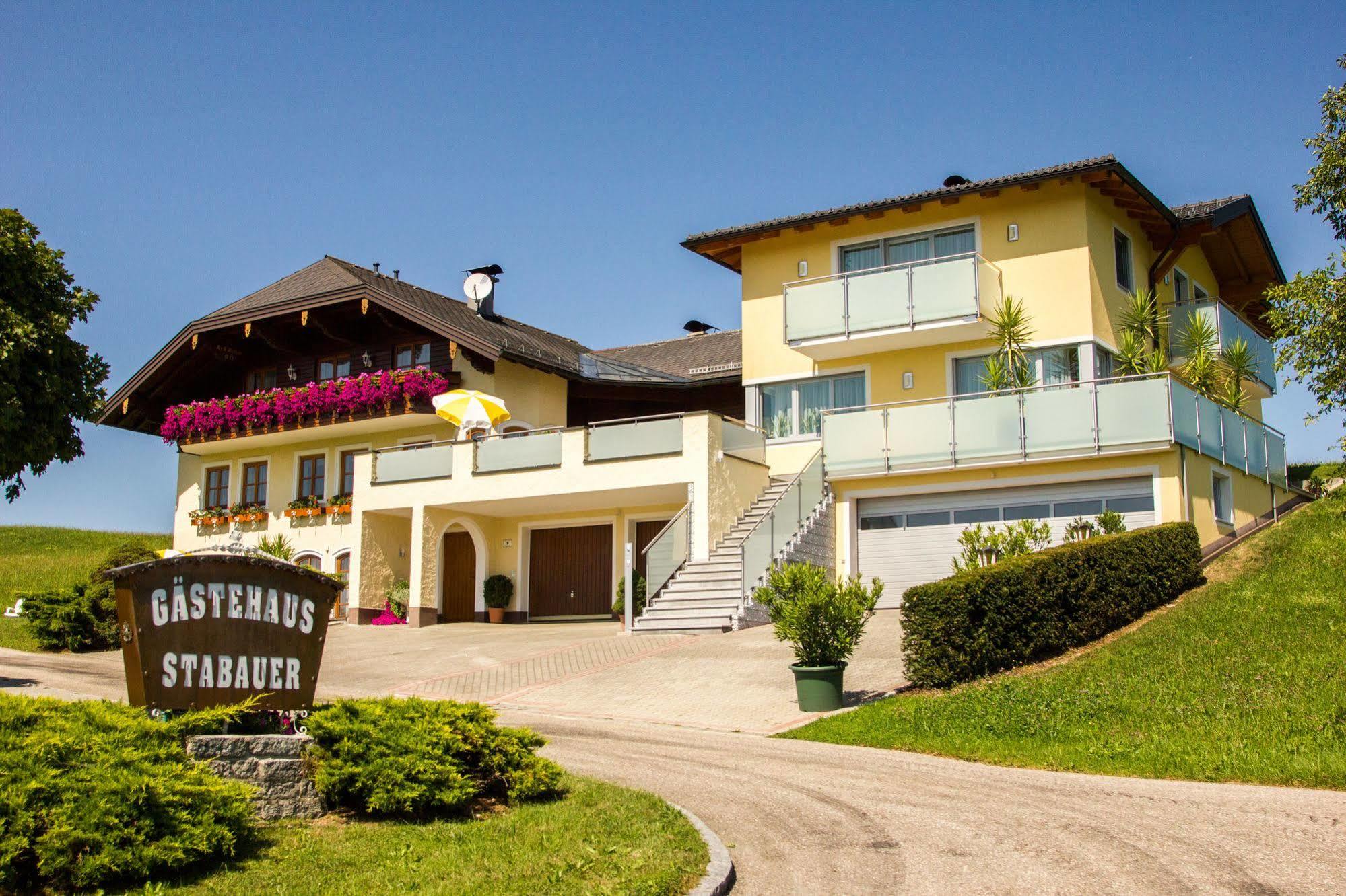 Gaestehaus Stabauer Mondsee Luaran gambar