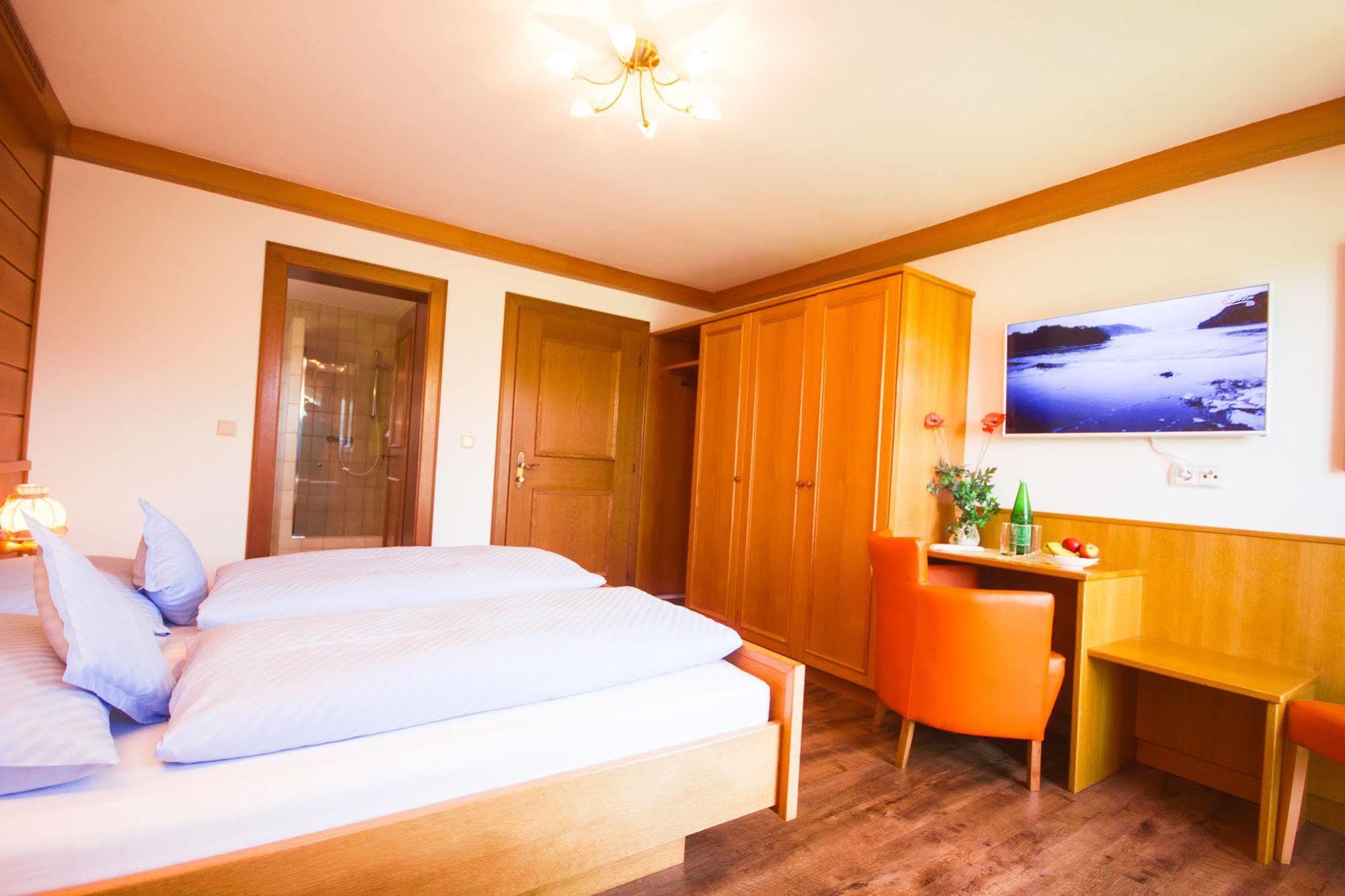Gaestehaus Stabauer Mondsee Luaran gambar